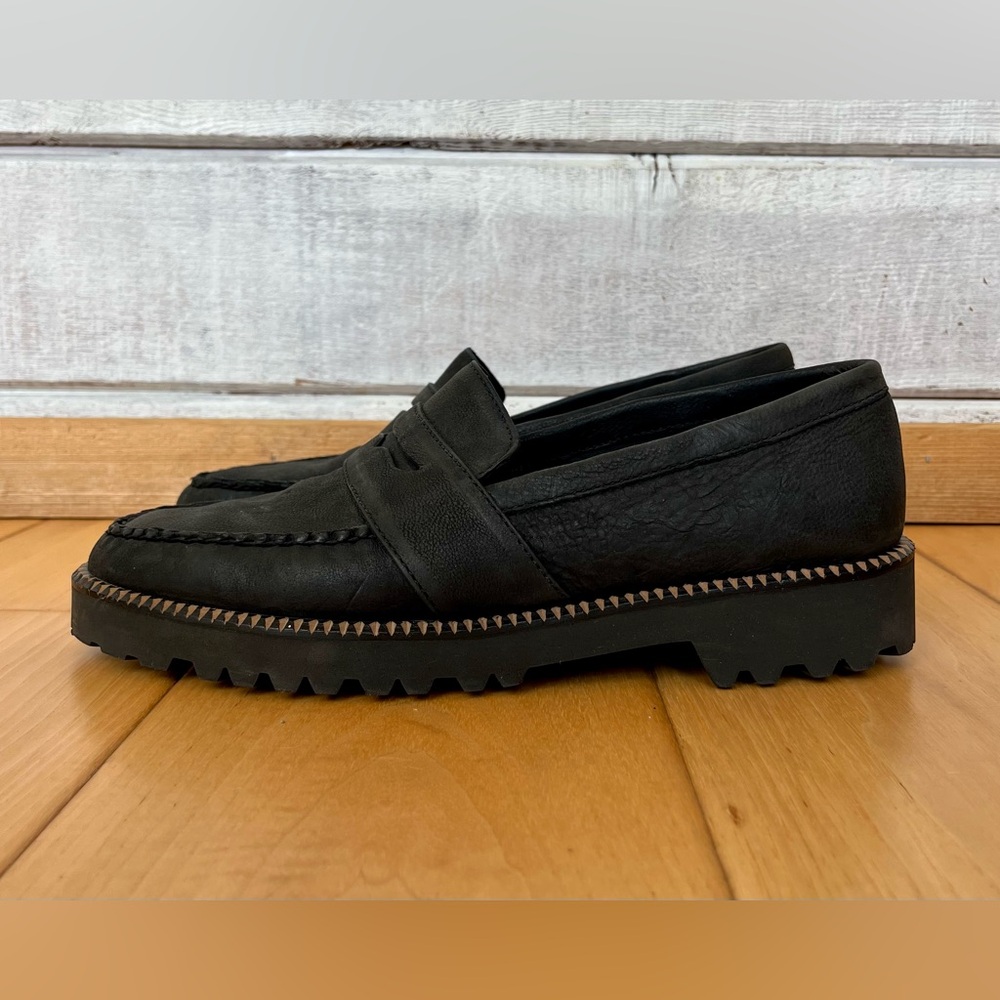 Freda Salvador ‘Char’ Black Calf Leather Loafers: size 9